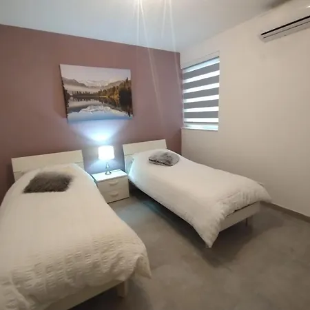 San Pawl Apartment