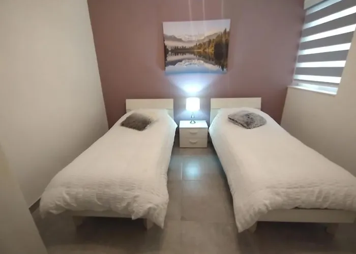 San Pawl * St. Paul's Bay