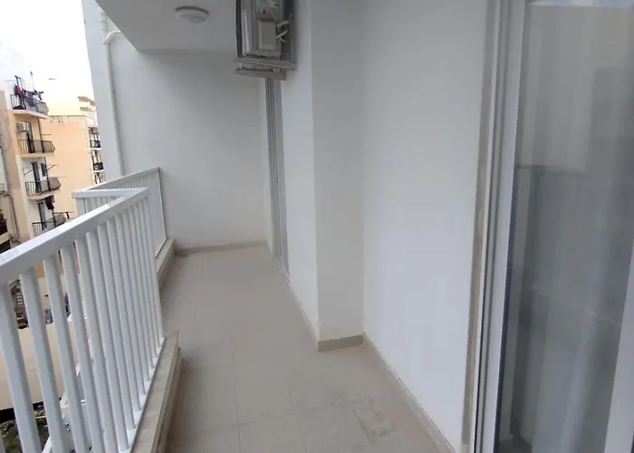 San Pawl * St. Paul's Bay